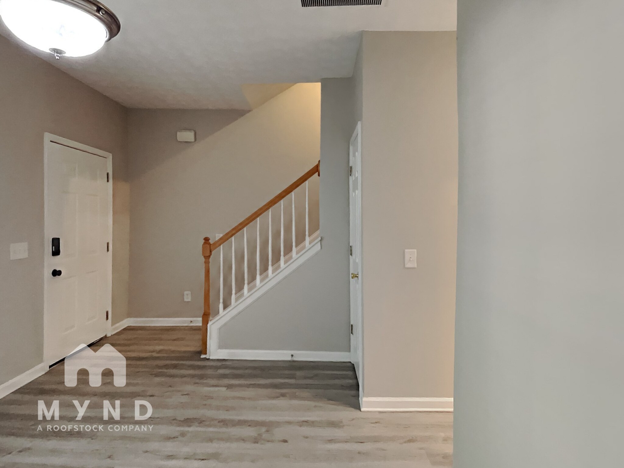 Building Photo - 857 Glynn Oaks Dr