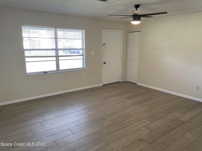 Building Photo - 284 Sylvia Rd