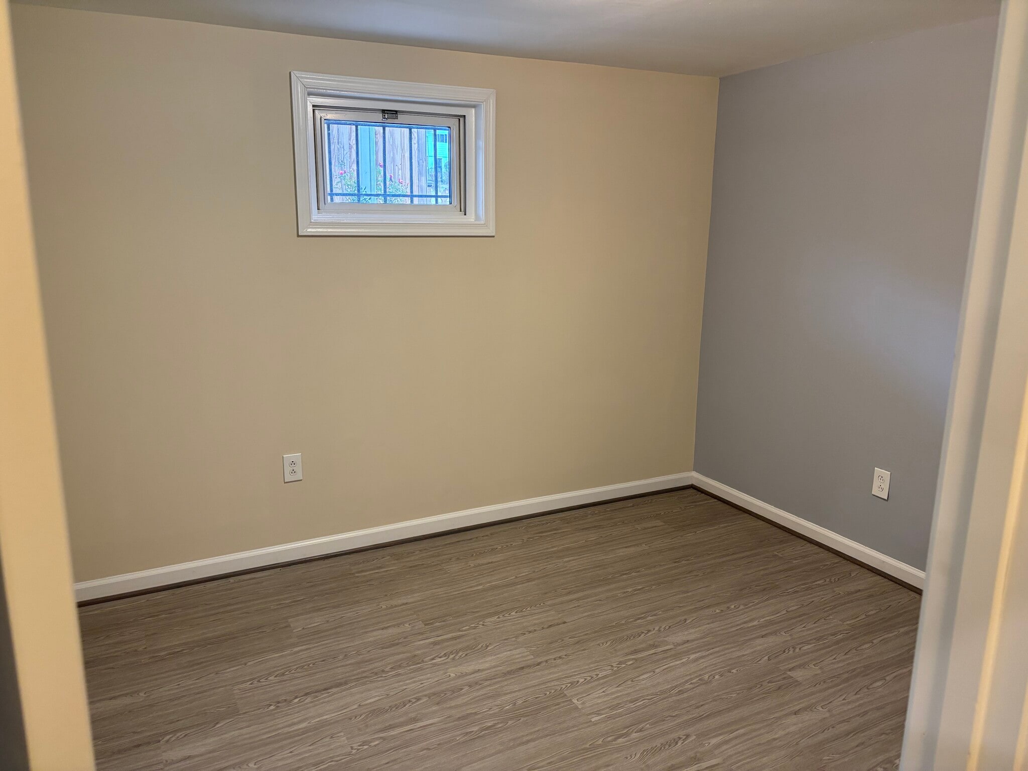 Building Photo - 403 Pepper Mill Dr