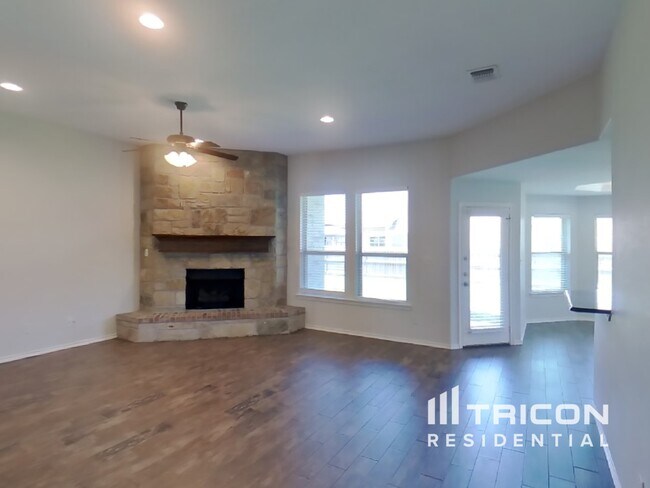 Building Photo - 3107 White Horse Ct