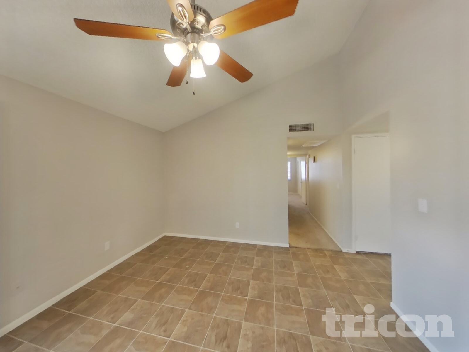 Building Photo - 5651 W Cheryl Dr