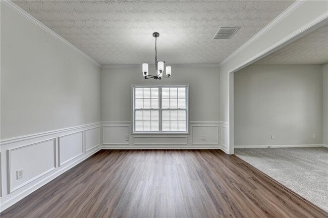 Building Photo - 6670 Island Pointe Dr