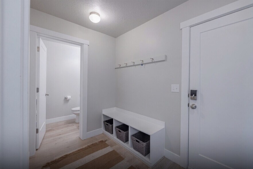 Building Photo - 1024 W 400 S