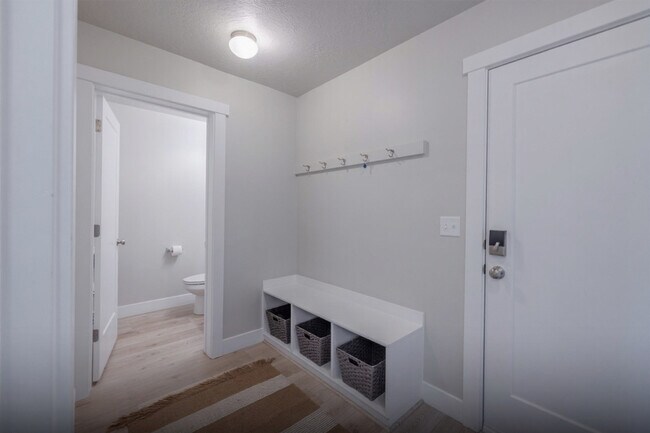 Building Photo - 1024 W 400 S