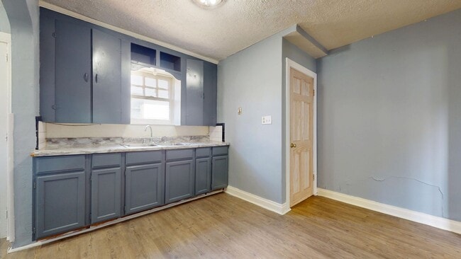 Building Photo - Nice brick home in Mansfield