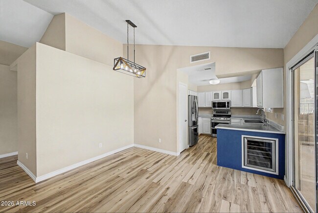 Building Photo - 20615 N 4th Ave