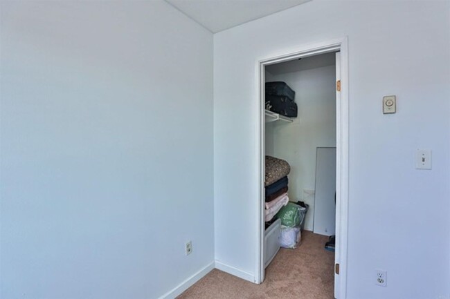 Building Photo - Lovely 3 Bedroom Townhome in Chula Vista!