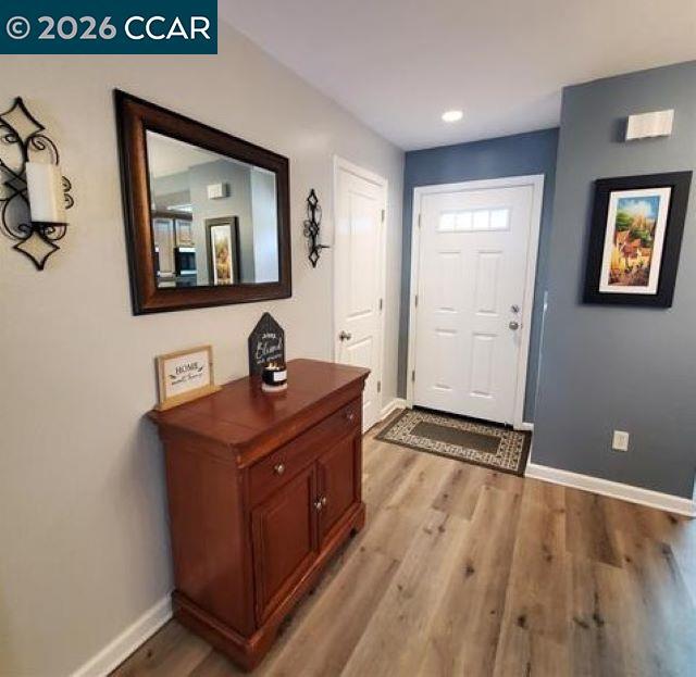 Building Photo - 757 Valley Green Dr