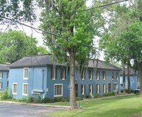 Building Photo - 1725 NE 2nd St