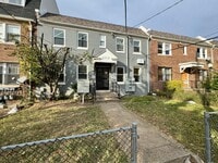 Building Photo - 3 Bedroom Near Historic Anacostia