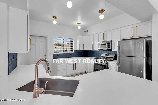 Building Photo - 1121 Boulder Park Ave