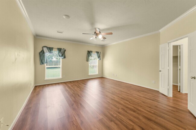 Building Photo - 2414 Falcon Knoll Ln