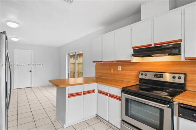 Building Photo - 5191 NW 2nd Terrace