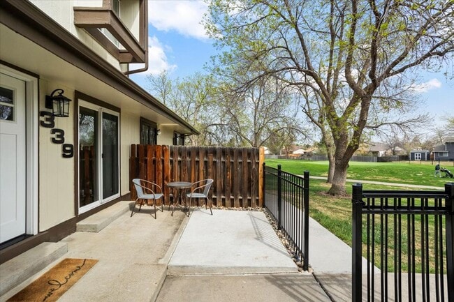 Building Photo - 8654 Chase Dr
