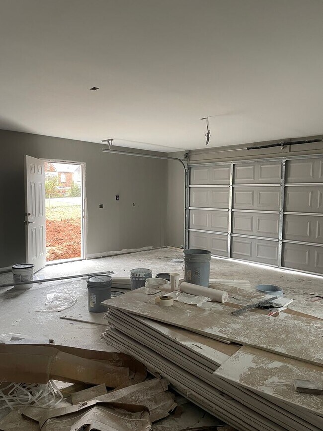 Building Photo - 312 Sumpter Ave