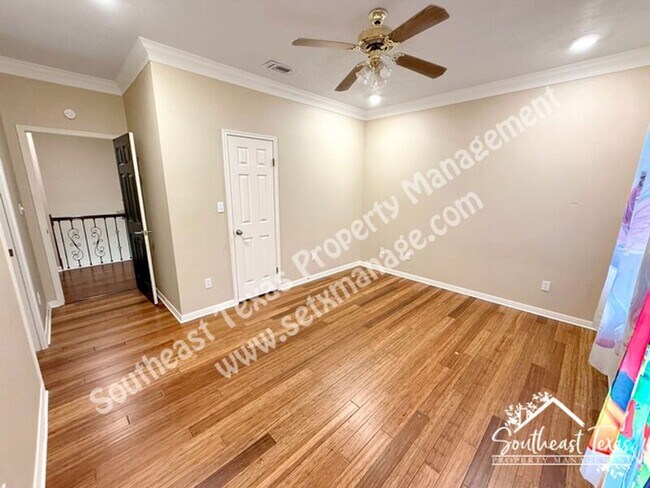 Building Photo - 4980 Littlewood Dr