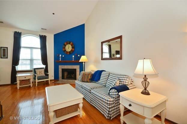 Building Photo - 5S510 Scots Dr