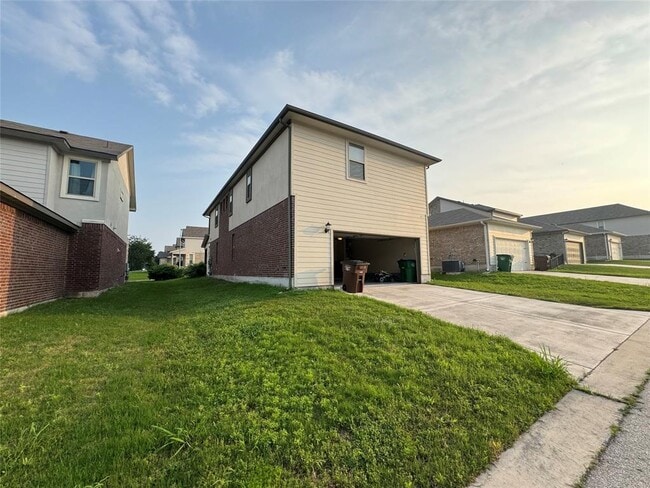 Building Photo - 2916 Cotton Gin Dr