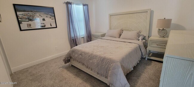 Building Photo - 284 Links Ter Blvd