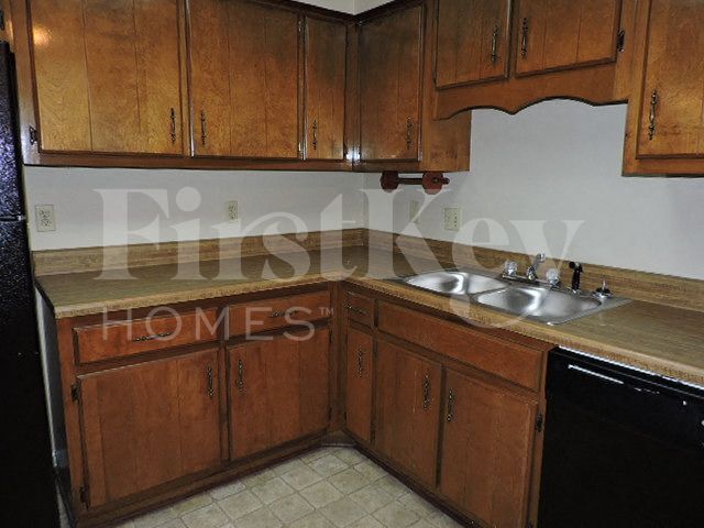 Building Photo - 6346 Bent Oak Ln