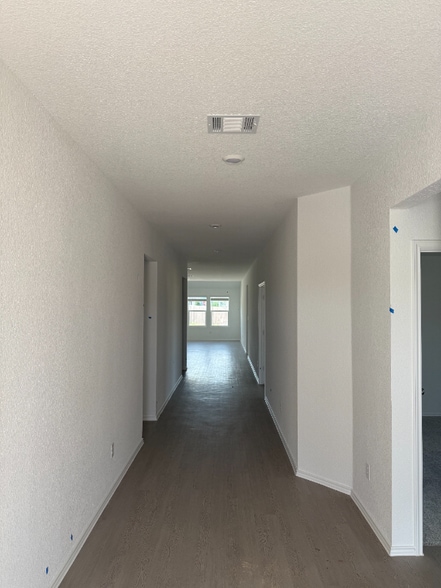 Building Photo - 1520 Aspinwall Cv