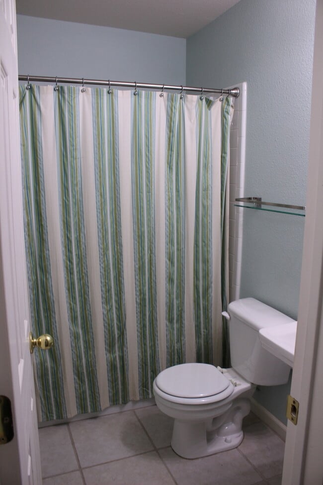 Building Photo - Open Floor Plan - Minutes to the Austin Airport