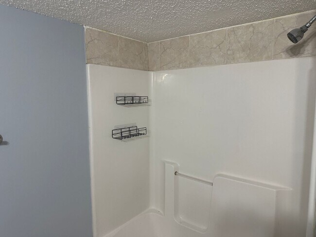 Building Photo - 2 Bedroom Condo in Nob Hill Landing - Tamarac Florida