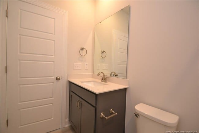 Building Photo - 1509 Village Hall Ln