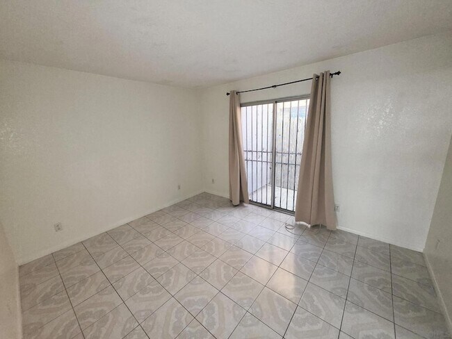 Building Photo - 4056 Van Dyke Ave