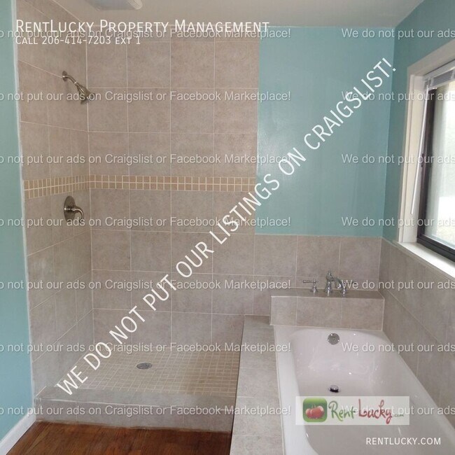 Building Photo - 1700 S 220th St