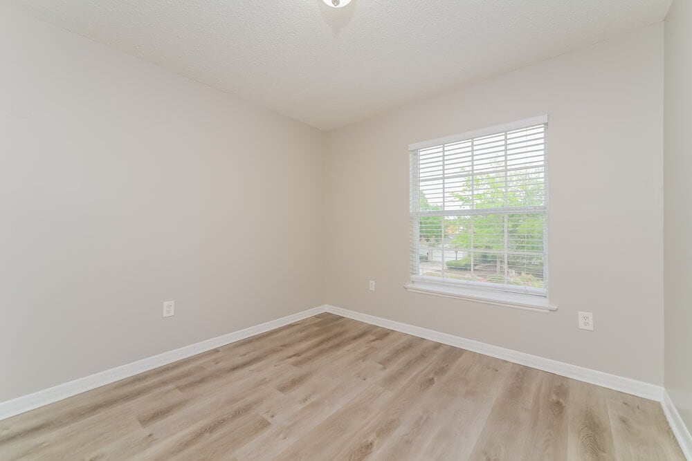 Building Photo - 2034 Meadow Pond Way