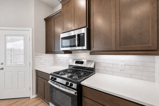 Building Photo - 2535 Bordelon Ln