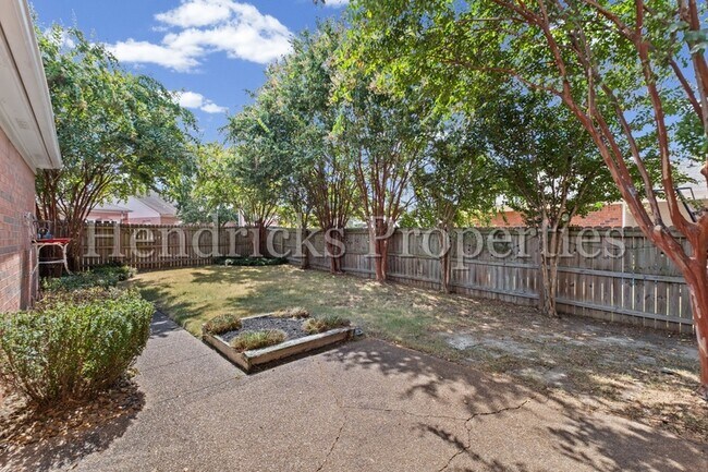 Building Photo - 8697 Citrus Bend Dr