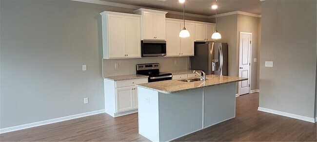 Building Photo - 5141 Fox Den Rd