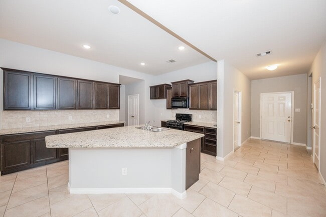 Building Photo - 9531 McDowell Dr