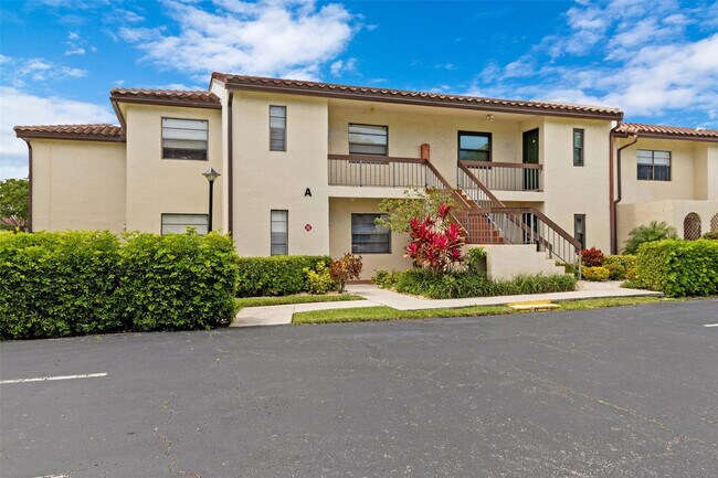 Building Photo - 21863 Arriba Real