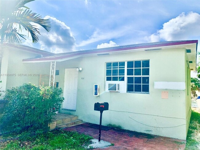 Building Photo - 1822 Cleveland St