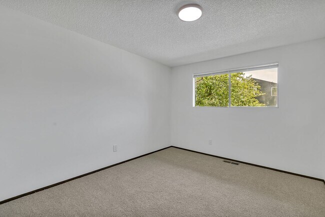Building Photo - 8832 20th Ave SW