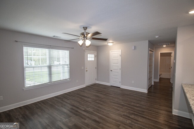 Building Photo - 136 Bull Bay Dr