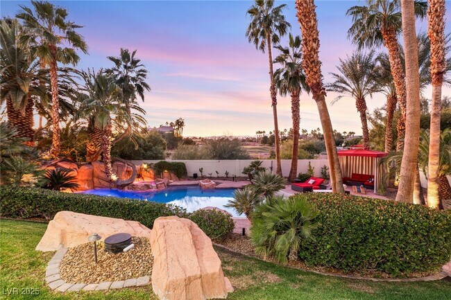 Building Photo - 2057 Troon Dr