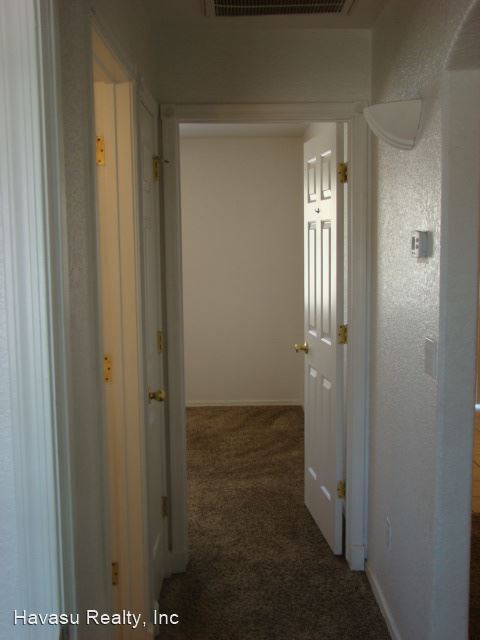 Building Photo - 3 br, 2 bath House - 2335 College Drive