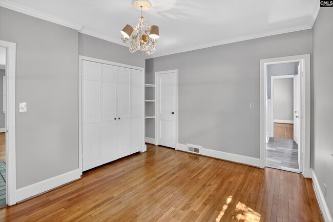 Building Photo - 512 Carrison St
