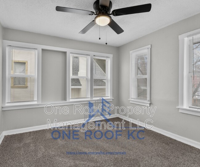 Building Photo - 416 N Elmwood Ave