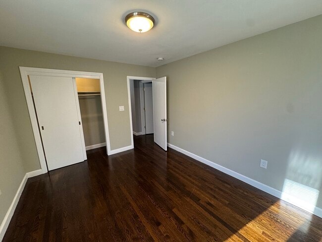 Building Photo - 793 Dedham St