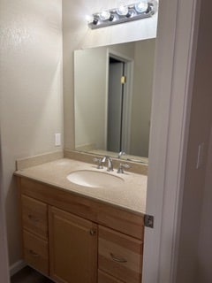 Building Photo - 5075 Valley Crest Dr