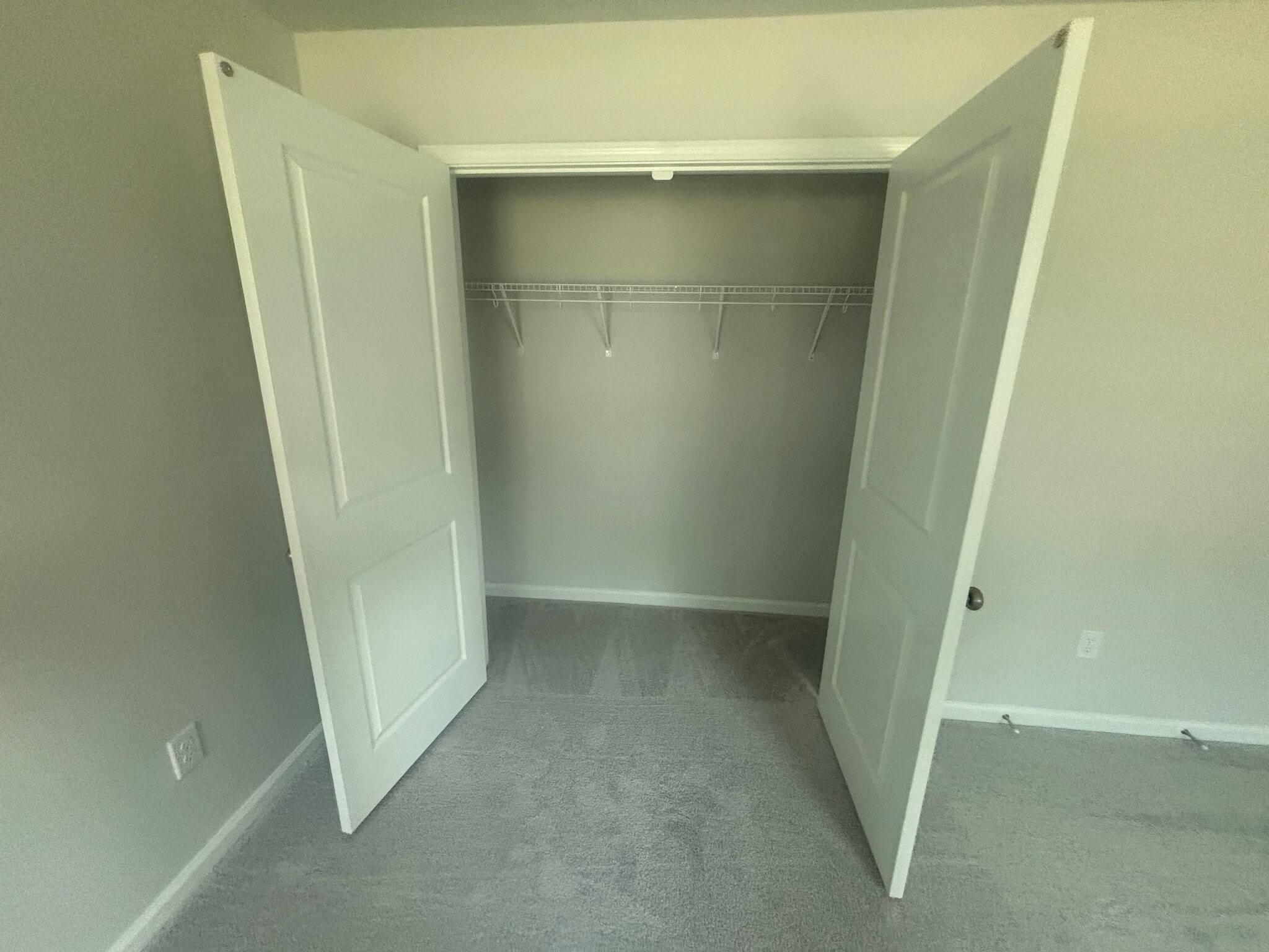 Building Photo - Room in Townhome on Poe Farm Ave