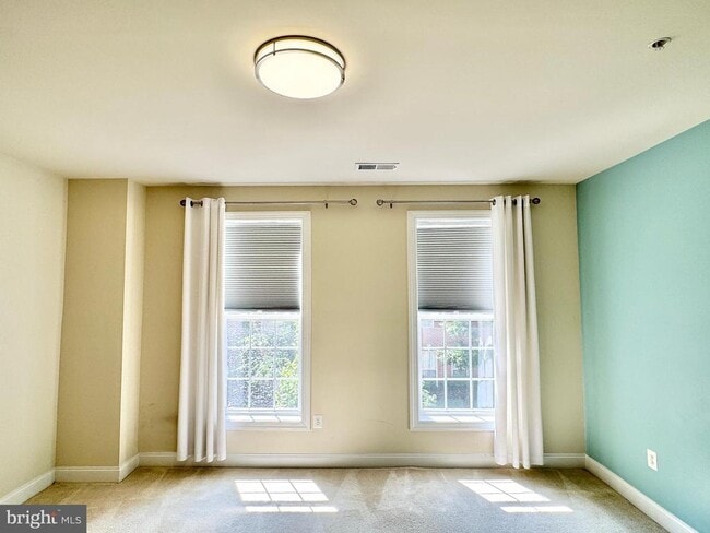 Building Photo - 2304 Margraf Cir