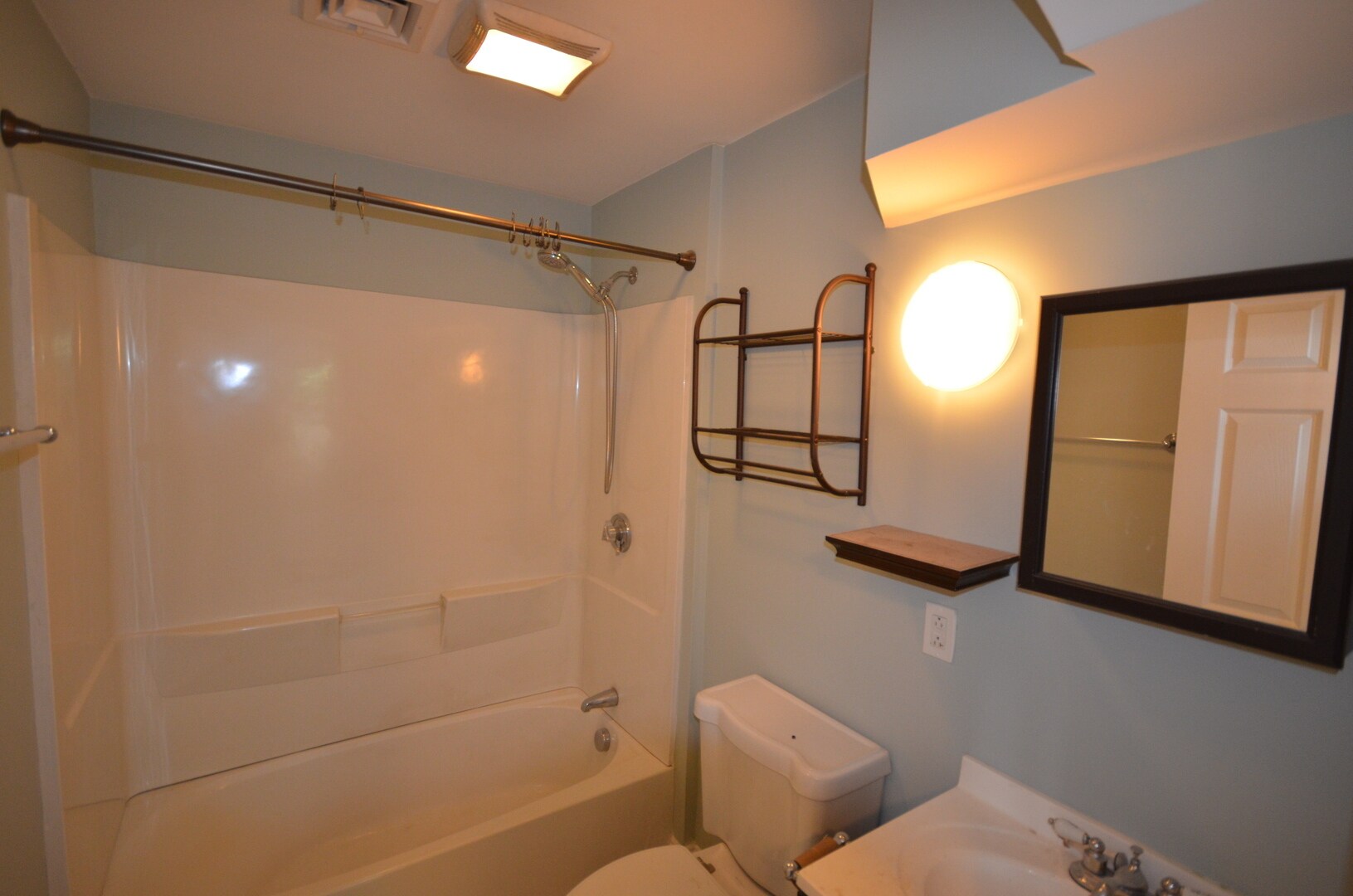 Building Photo - 7 Cheever Ct