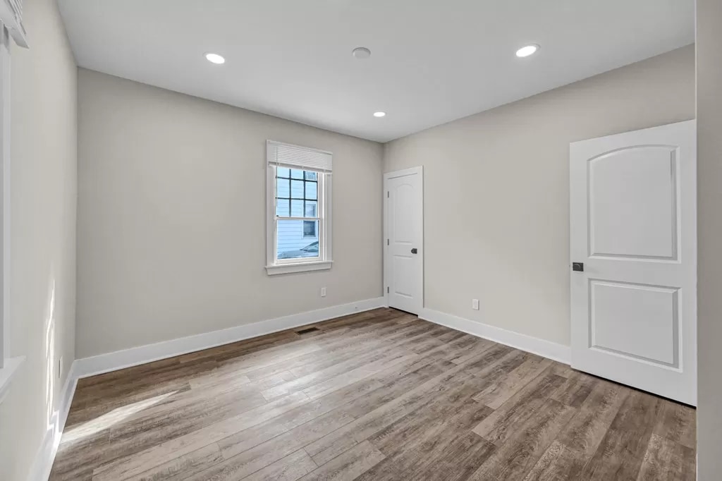 Building Photo - 28 E Water St