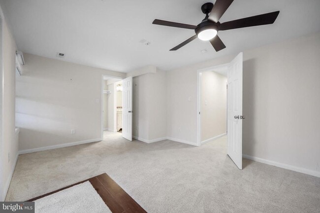 Building Photo - 2921 Lexington Ct